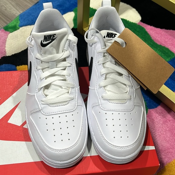 Brand new shoes for men 100% authentic black and white trainers - Picture 3 of 8